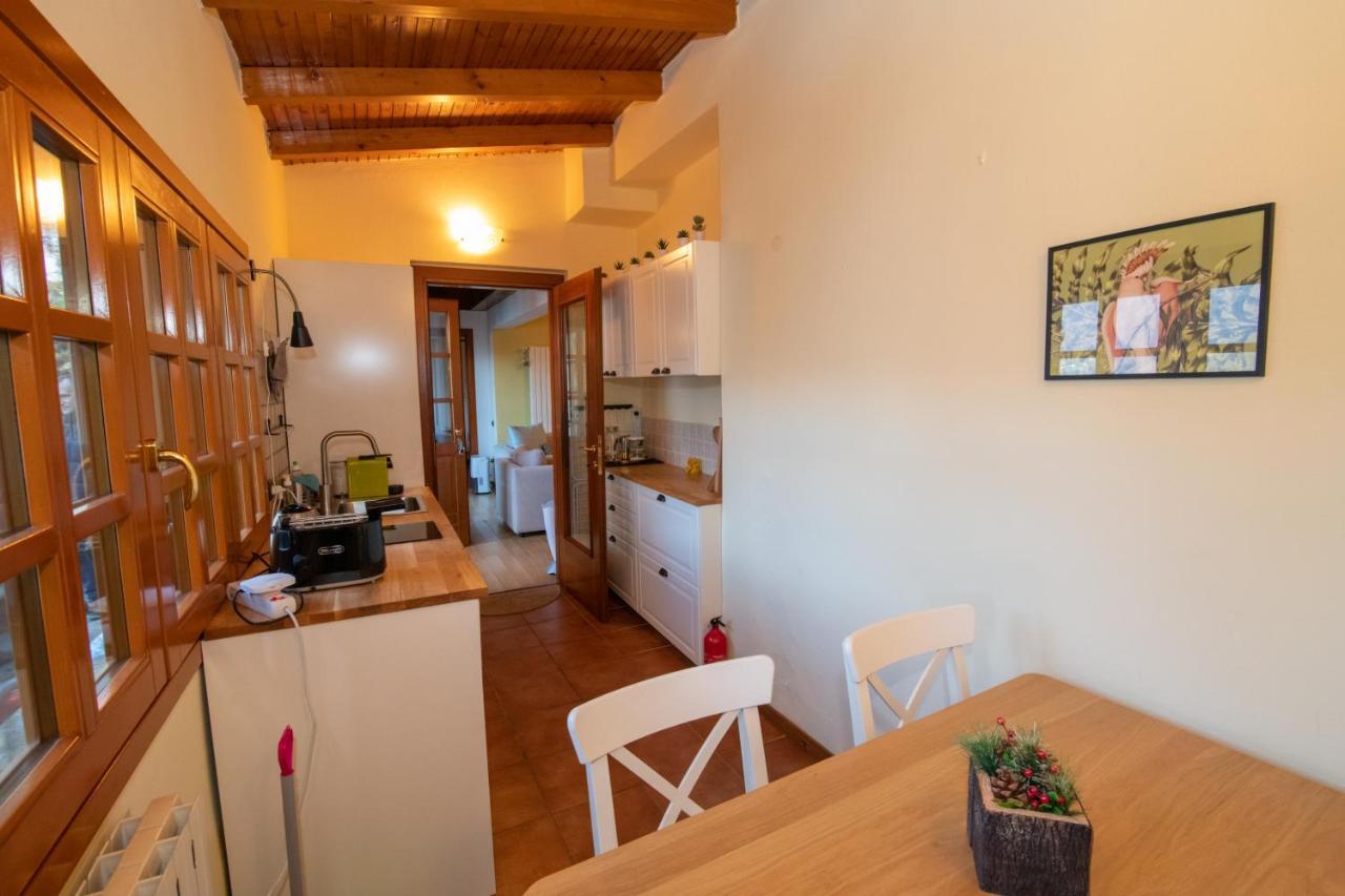 Villa Rina Deluxe And Cottage Porto Ceresio Dış mekan fotoğraf